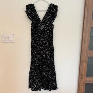 Banana Republic V-Neck Ruffle Midi Black and White Maxi Dress